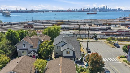 Photo 4 at 46 St. Patricks Avenue, Lower Lonsdale, North Vancouver
