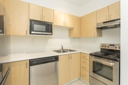 Photo 11 at 201 - 1150 Bute Street, West End VW, Vancouver West