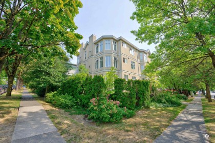 Photo 31 at 301 - 1099 W 71st Avenue, Marpole, Vancouver West
