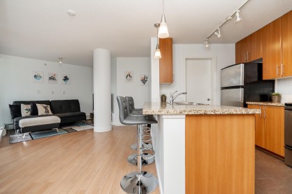 Photo 11 at 806 - 58 Keefer Place, Downtown VW, Vancouver West