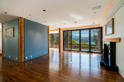 Photo 29 at 687 Beachview Drive, Dollarton, North Vancouver
