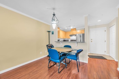 Photo 6 at 210 - 175 E 10th Street, Central Lonsdale, North Vancouver