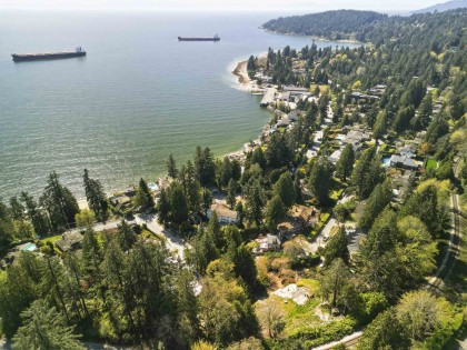 Photo 15 at 4019 Rose Crescent, Sandy Cove, West Vancouver