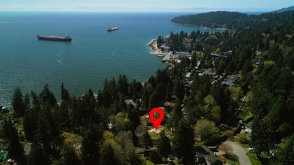 Photo 11 at 4019 Rose Crescent, Sandy Cove, West Vancouver