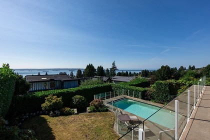 Photo 3 at 2316 Nelson Avenue, Dundarave, West Vancouver