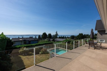 Photo 1 at 2316 Nelson Avenue, Dundarave, West Vancouver