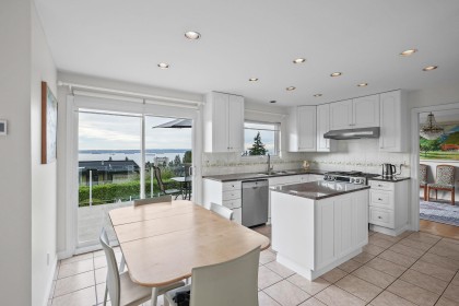 Photo 15 at 2316 Nelson Avenue, Dundarave, West Vancouver