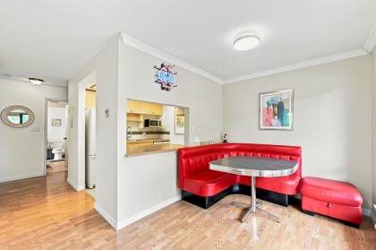 Photo 12 at 104 - 2181 Panorama Drive, Deep Cove, North Vancouver