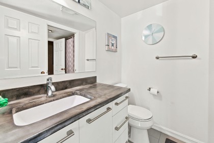 Photo 18 at 104 - 2181 Panorama Drive, Deep Cove, North Vancouver
