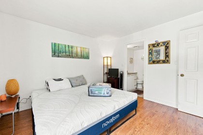 Photo 15 at 104 - 2181 Panorama Drive, Deep Cove, North Vancouver