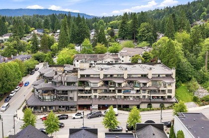 Photo 31 at 104 - 2181 Panorama Drive, Deep Cove, North Vancouver