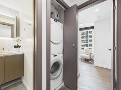 Photo 14 at 808 - 68 Smithe Street, Downtown VW, Vancouver West