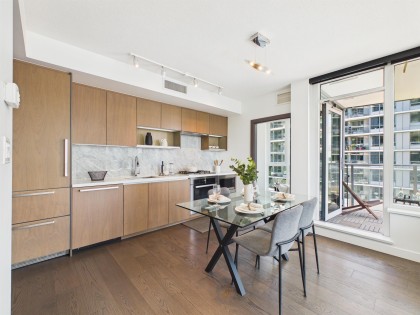 Photo 4 at 808 - 68 Smithe Street, Downtown VW, Vancouver West