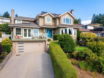 Photo 2 at 990 Leyland Street, Sentinel Hill, West Vancouver