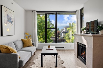 Photo 2 at 306 - 683 W Victoria Park, Lower Lonsdale, North Vancouver