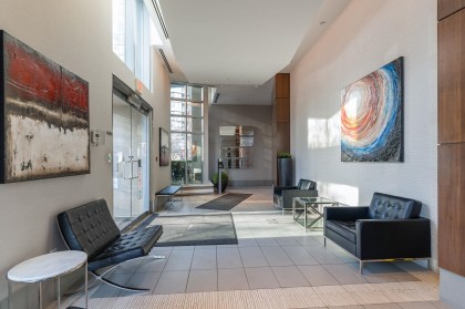 Photo 2 at 2201 - 918 Cooperage Way, Yaletown, Vancouver West