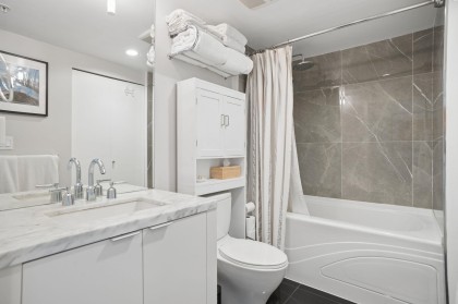 Photo 17 at 2201 - 918 Cooperage Way, Yaletown, Vancouver West
