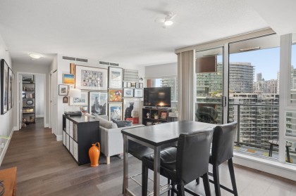 Photo 7 at 2201 - 918 Cooperage Way, Yaletown, Vancouver West