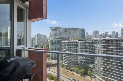 Photo 21 at 2201 - 918 Cooperage Way, Yaletown, Vancouver West