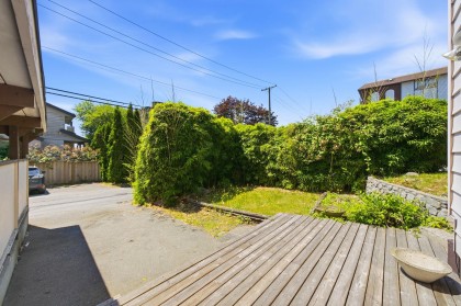 Photo 4 at 338-342 St. Georges Avenue, Lower Lonsdale, North Vancouver