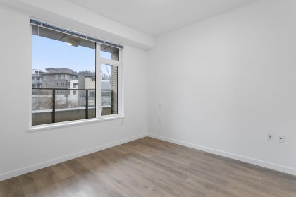 Photo 13 at 201 - 725 Marine Drive, Harbourside, North Vancouver