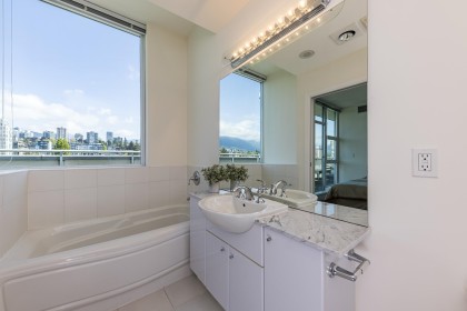 Photo 21 at PH1 - 168 E Esplanade, Lower Lonsdale, North Vancouver