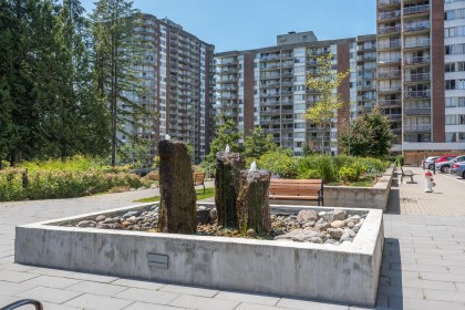 Photo 4 at 711 - 2016 Fullerton Avenue, Pemberton NV, North Vancouver