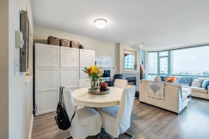 Photo 6 at 903 - 140 E 14th Street, Central Lonsdale, North Vancouver