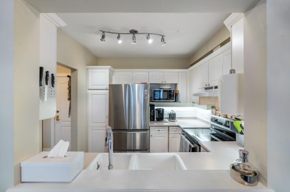 Photo 9 at 903 - 140 E 14th Street, Central Lonsdale, North Vancouver