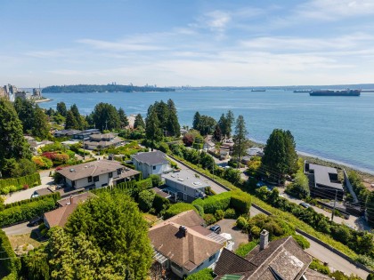 Photo 39 at 2621 Bellevue Avenue, Dundarave, West Vancouver