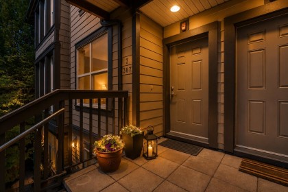 Photo 2 at 3 - 307 E 15th Street, Central Lonsdale, North Vancouver