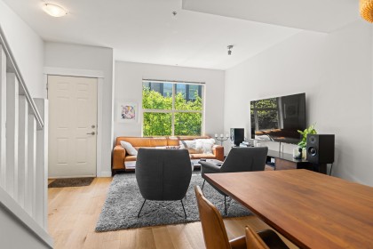 Photo 7 at 3 - 307 E 15th Street, Central Lonsdale, North Vancouver
