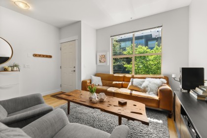 Photo 5 at 3 - 307 E 15th Street, Central Lonsdale, North Vancouver