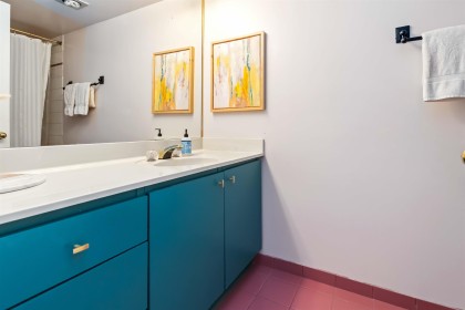 Photo 17 at 802 - 1455 Duchess Avenue, Ambleside, West Vancouver