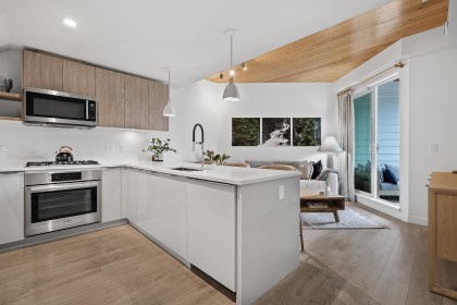 Photo 8 at 614 - 108 E 8th Street, Central Lonsdale, North Vancouver