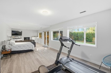 Photo 32 at 2023 Hill Drive, Blueridge NV, North Vancouver