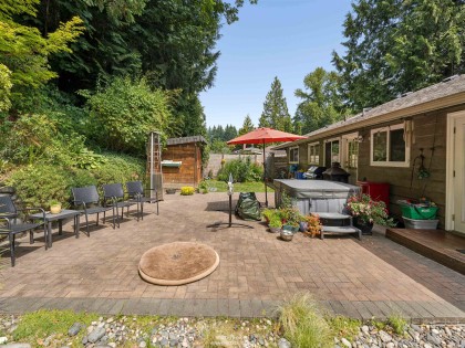 Photo 25 at 1525 Avonlynn Crescent, Westlynn, North Vancouver