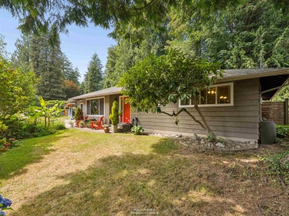 Photo 21 at 1525 Avonlynn Crescent, Westlynn, North Vancouver