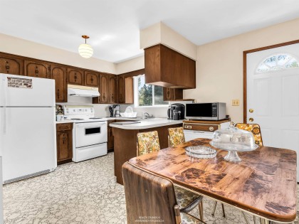 Photo 9 at 2553 Bendale Road, Blueridge NV, North Vancouver