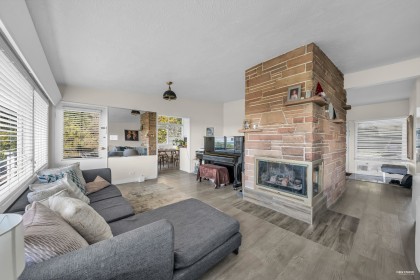 Photo 9 at 1230 Queens Avenue, British Properties, West Vancouver