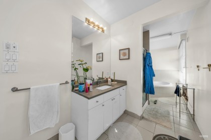 Photo 18 at 1230 Queens Avenue, British Properties, West Vancouver