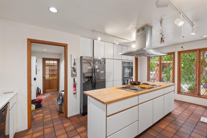 Photo 10 at 886 E 29th Street, Lynn Valley, North Vancouver