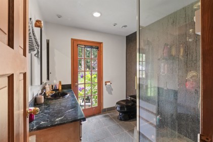 Photo 14 at 886 E 29th Street, Lynn Valley, North Vancouver