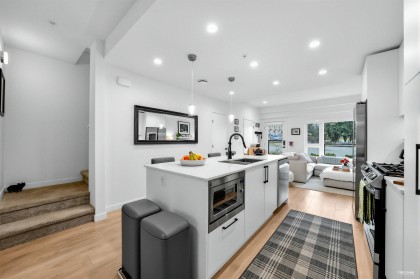 Photo 10 at 162 - 565 E 2nd Street, Lower Lonsdale, North Vancouver