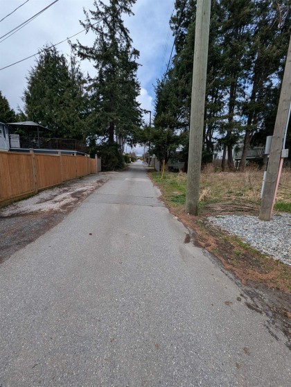 Photo 5 at 15482 Semiahmoo Avenue, Downtown VW, Vancouver West