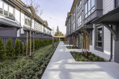 Photo 2 at 102 - 2322 Emery Court, Lynn Valley, North Vancouver