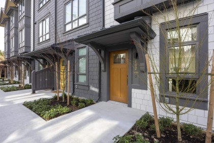 Photo 3 at 102 - 2322 Emery Court, Lynn Valley, North Vancouver
