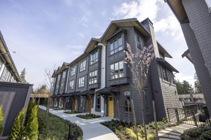 Photo 1 at 102 - 2322 Emery Court, Lynn Valley, North Vancouver
