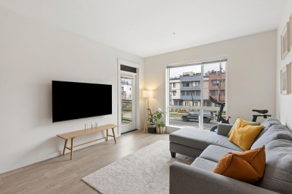 Photo 8 at 211 - 625 E 3rd Street, Lower Lonsdale, North Vancouver