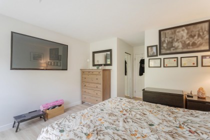 Photo 17 at 403 - 106 W Kings Road, Upper Lonsdale, North Vancouver